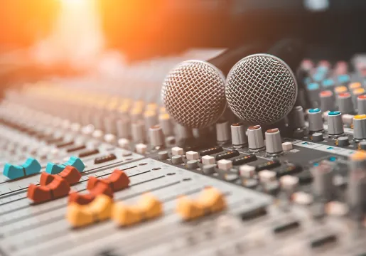 Partenaire Son et Lumières de votre événément réussi dans le Cher, Event's à 